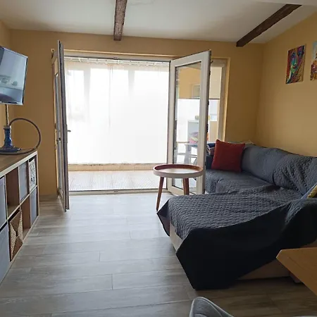 Arte Casa * 布尔加斯